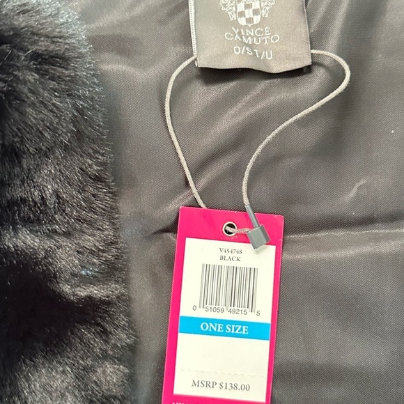 Vince Camuto Black Faux Fur Vest Jacket size OS - Picture 13 of 17